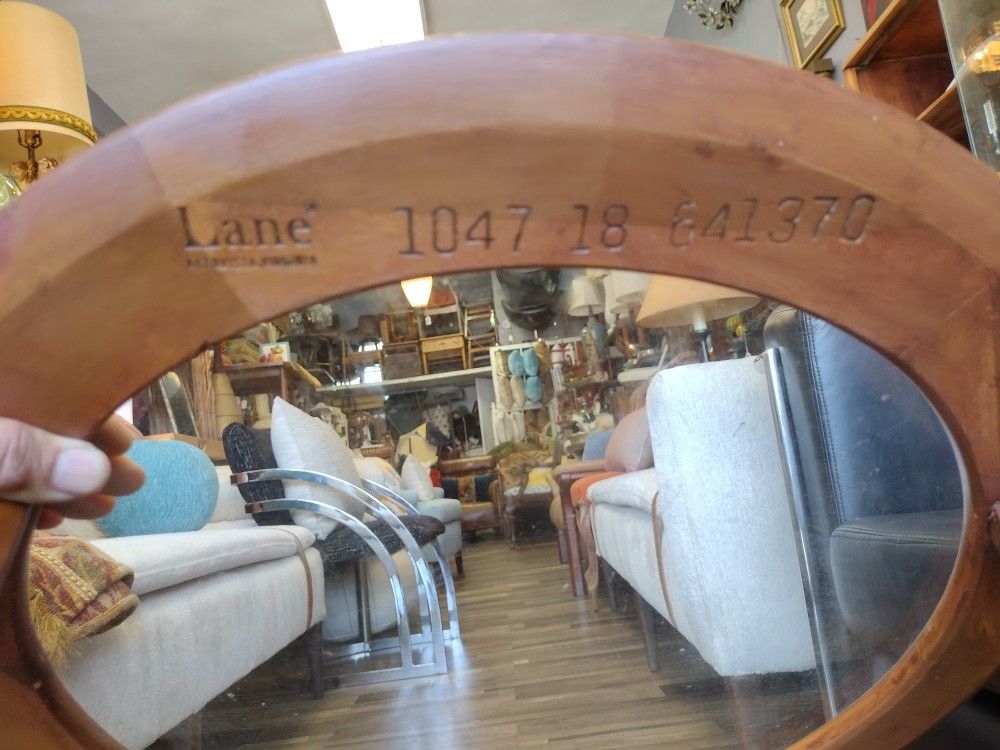 Vintage Lane Furniture Silhouette Round End Table
