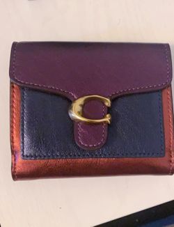 new authentic wallet couch