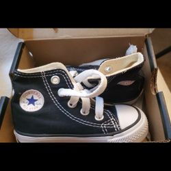 CONVERSE ALL STAR GYM SHOES TODDLERS NEW