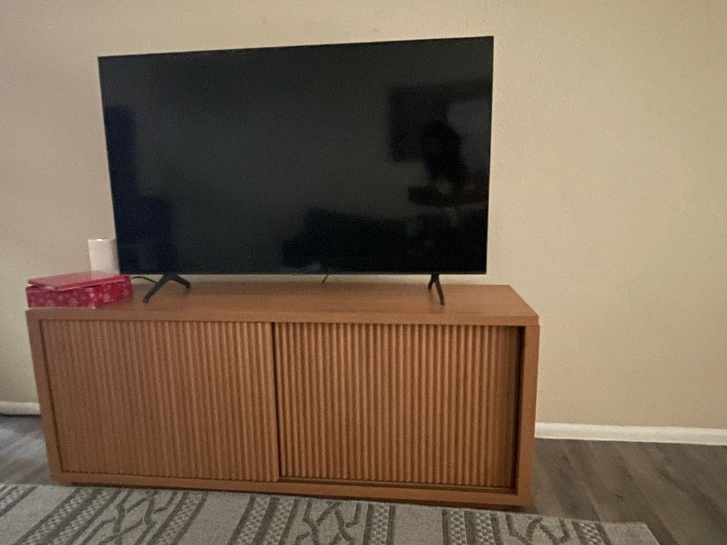 Tv+Tv Stand