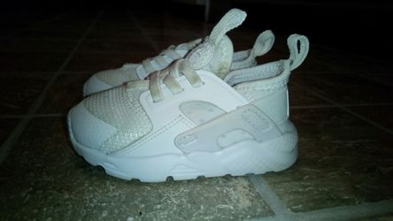 Huaraches kids size 6c