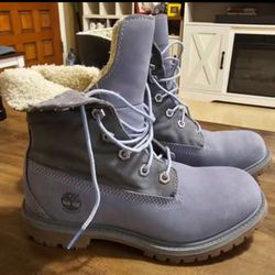 Women’s Timberland Boots – Size 6.5 – Dusty Blue/Gray – Gently Used