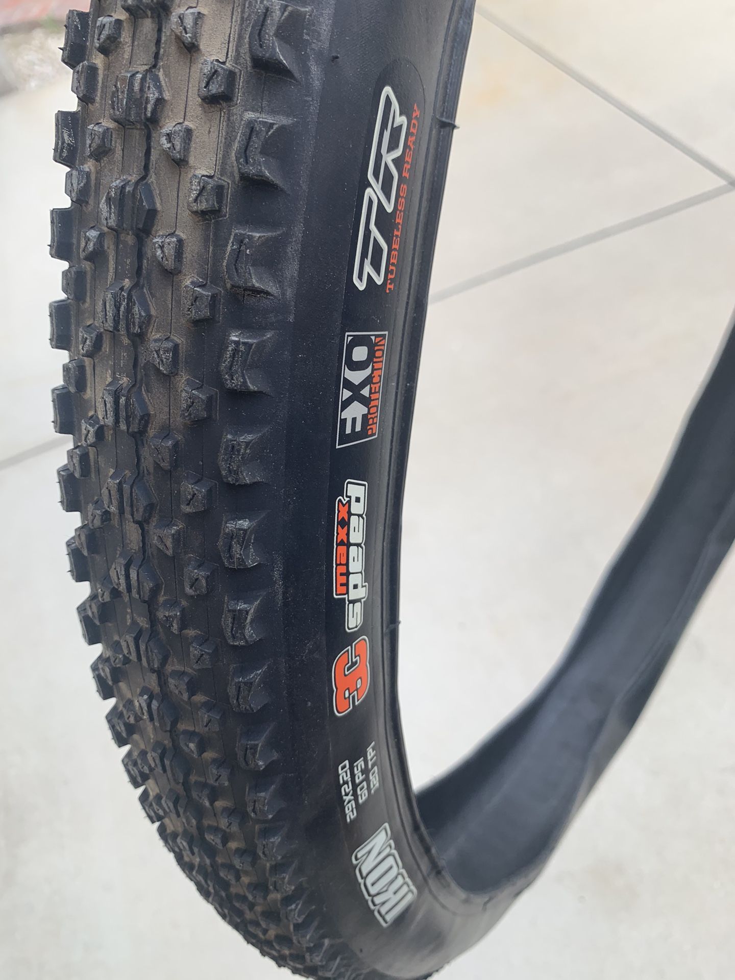 Maxxis Ikon MTB Bike Tire 29 X 2.2 (Brand New)
