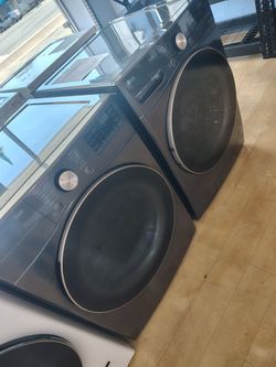 $1478 gas washer dryer set With TurboWash and steam