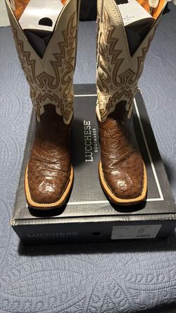 Lucchese Ostrich