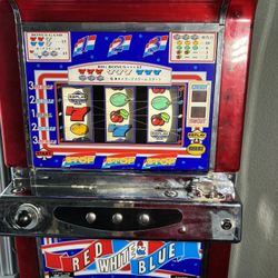 Vintage IGT Token Slot Machine 