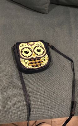 Small crossbody wallet