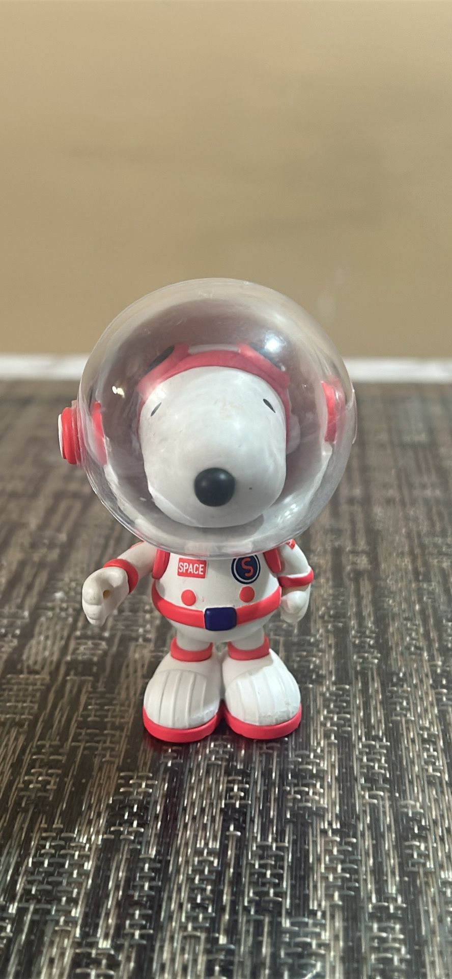 Pop Mart Snoopy Space Exploration series figure 3”