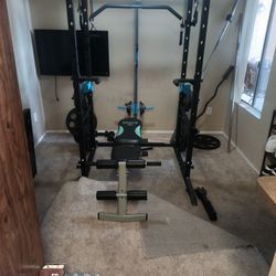 Power Rack With Pulley VWeights Included