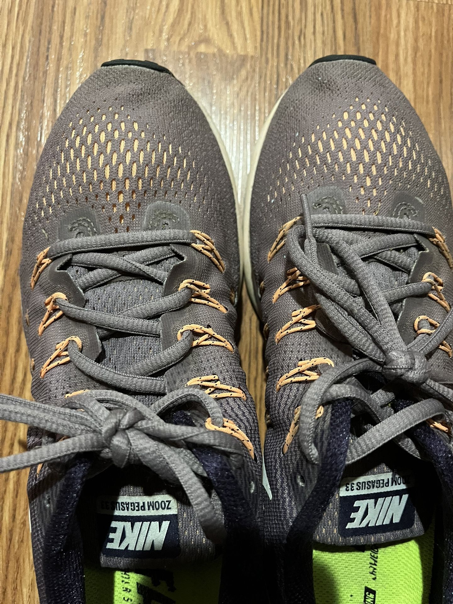 Ladies Nike Zoom Pegasus 33 Size 11. In Very Good Condition On eBay For $35