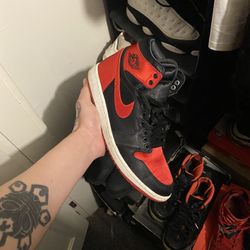 Satin Bred 1
