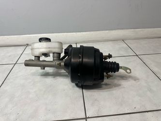 Foxbody Ford Mustang Brake Booster With Master Cylinder V8