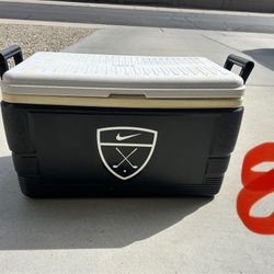 Ice Chest Cooler