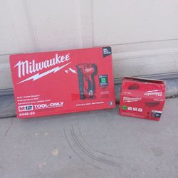 Milwaukee M12 Cable Stapler 