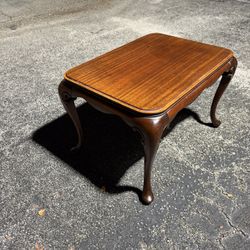Queen Anne style Side Table