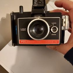 Vintage POLAROID COLORPACK IV CAMERA MAKE OFFER