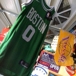 Boston Celtics Basketball Jersey Size Adult 50  Or L
