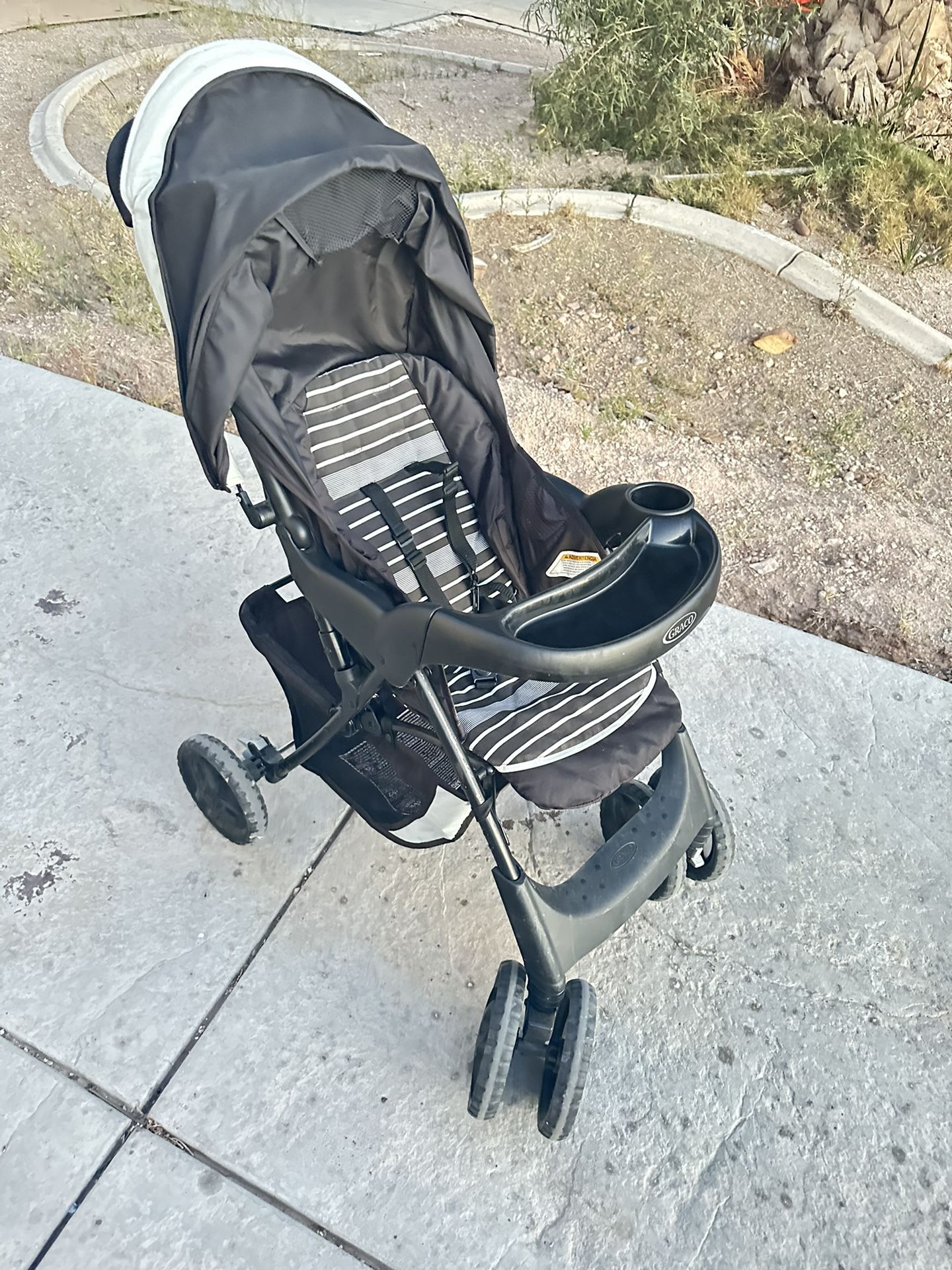 Stroller 