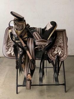 Montura bordada hecha en Mexico 🇲🇽