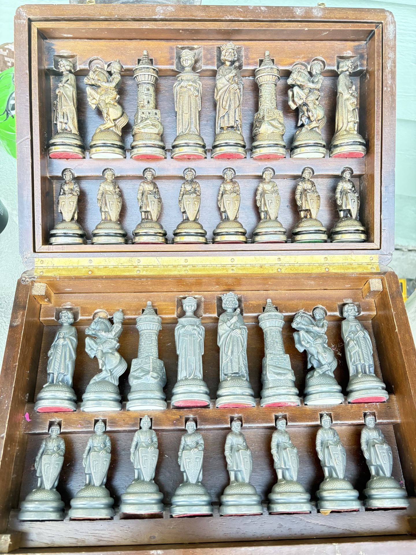 Vintage Chess Pieces With Box