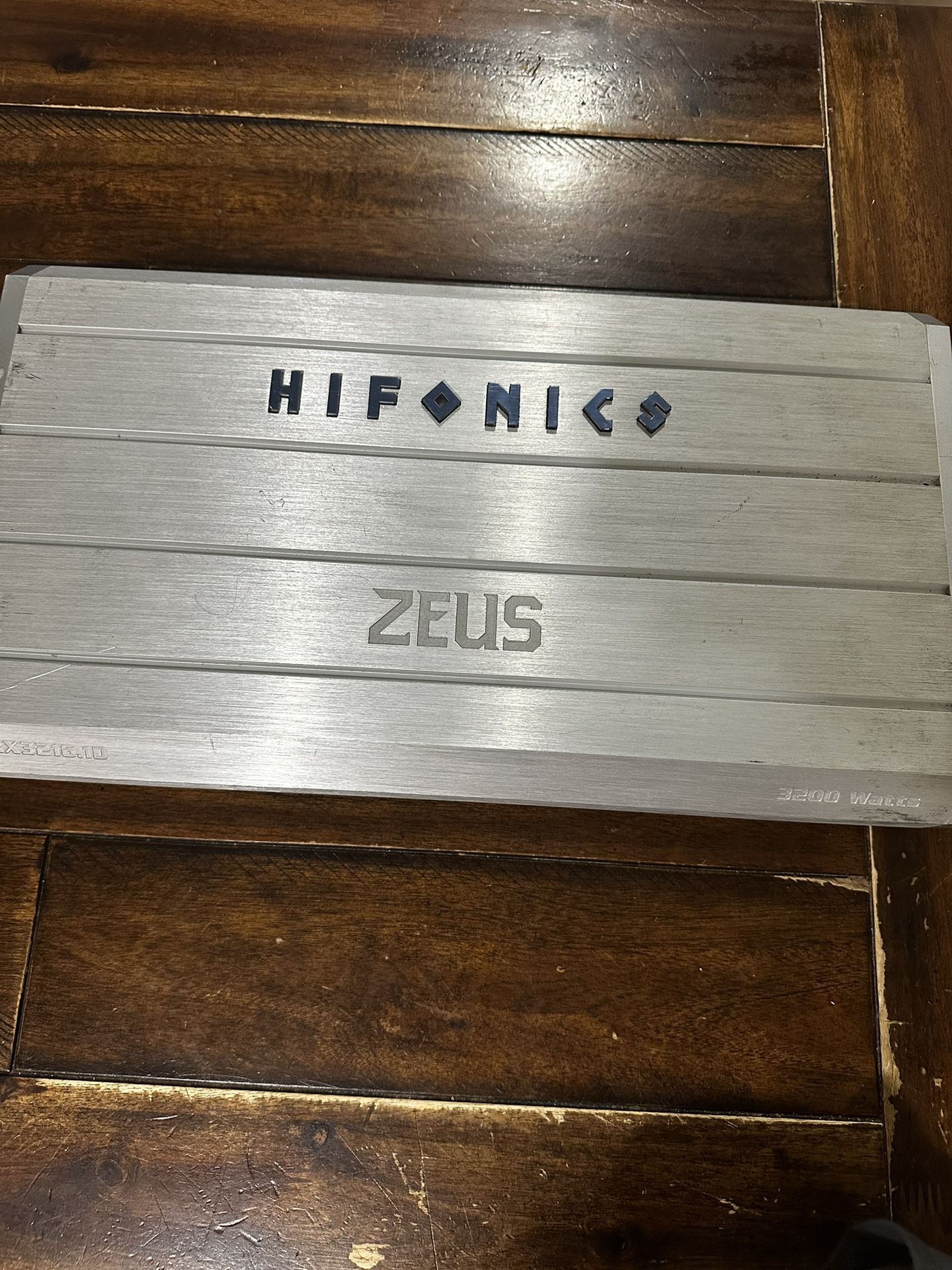 HIFONICS ZEUS AMPLIFIER ZRX3216.1D 3200 WATTS IN GOOD CONTION