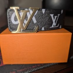 Louis Vuitton Belt x SUPREME 