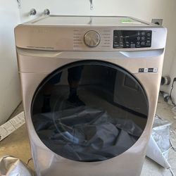 Brand new Samsung Dryer (gas)