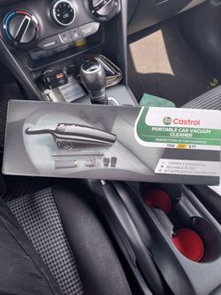 Castrol Portable Car Vacuum Cleaner