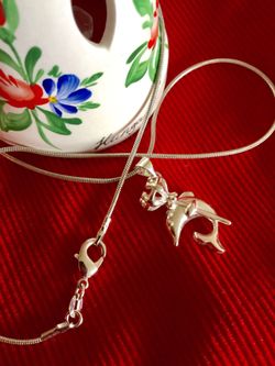 💦🐬 Sterling Silver Dolphin pendant necklace / New jewelry 18 “ inch long silver chain / Great for Summer fashion ☀️🐬