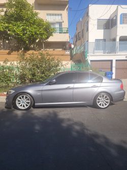 2011 BMW 3-Series Sedan