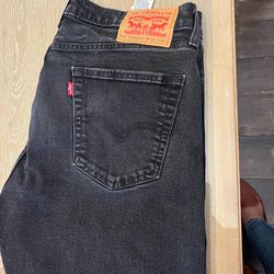 Levi's black
