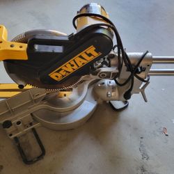 Dewalt Milter SAW (DW708)