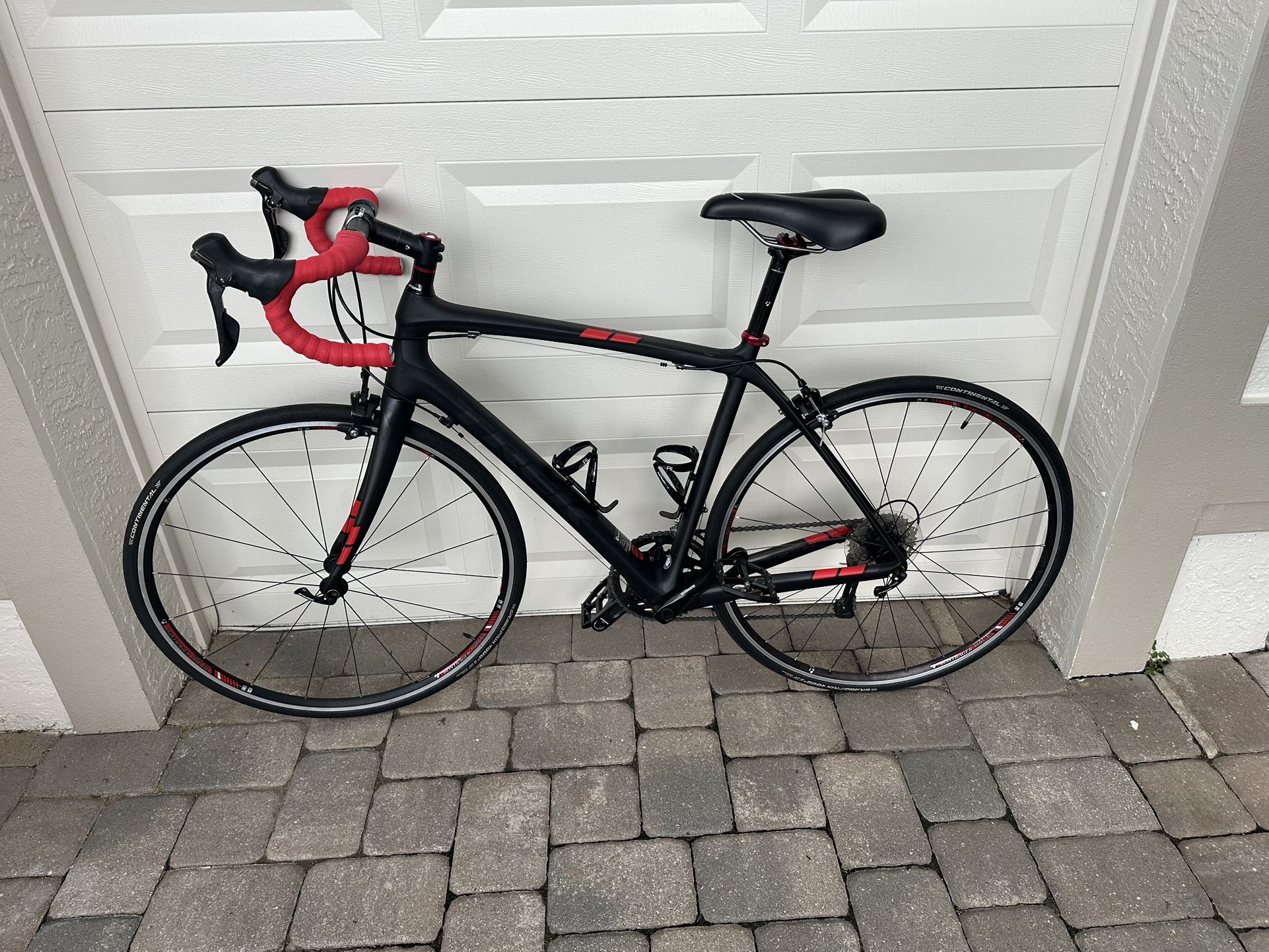 Trek Domane Carbon Bike 58cm Ultegra components