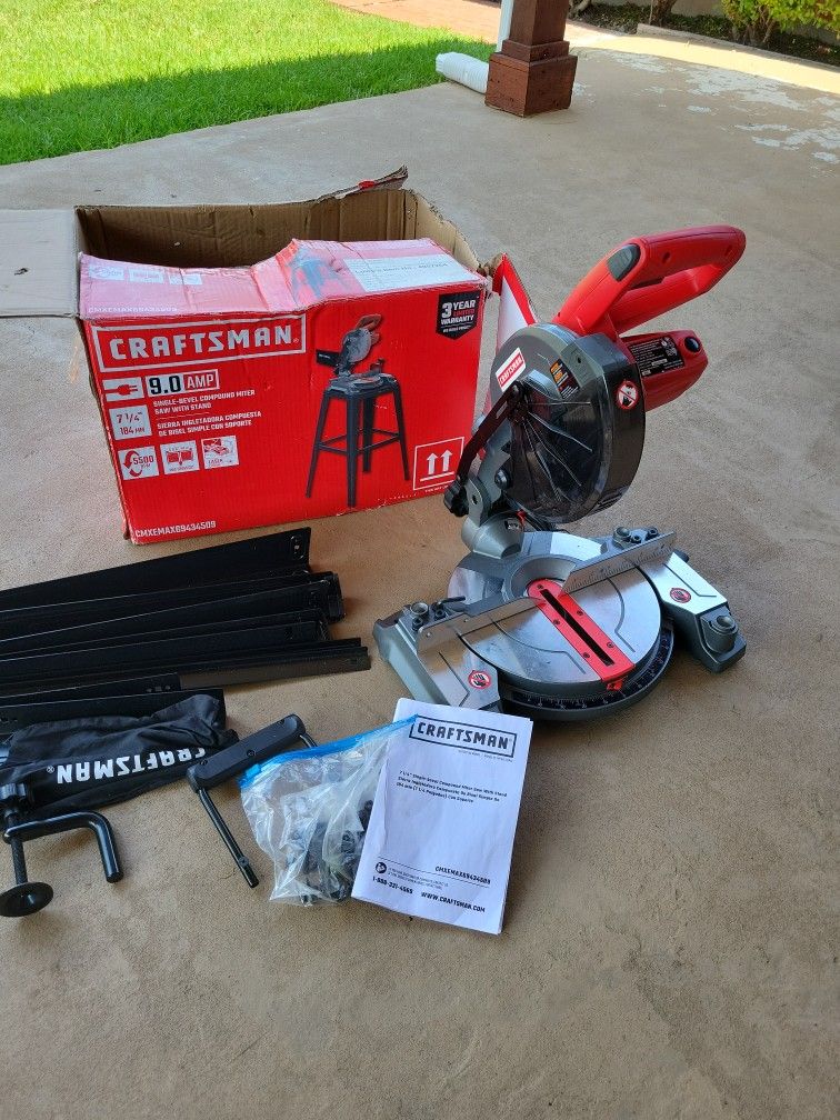 Craftsman 7 1/4 In Single Bevel Compound Miter Saw With Stand. New Never Used. Nueva.