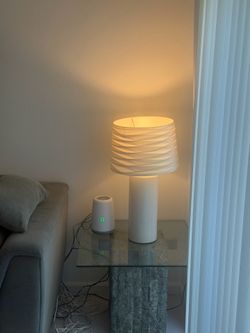 Table lamp ( 2 available )