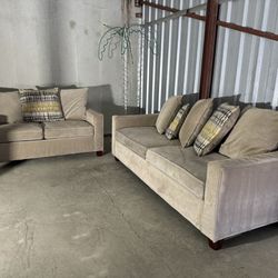 Hot Item !! Contemporary Loveseat And Sofa Set W/ Pillows