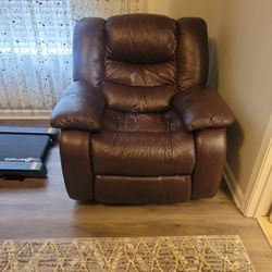                  Leader rocking chair