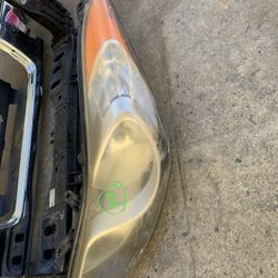 2011-2013 Hyundai Elantra Left Headlight