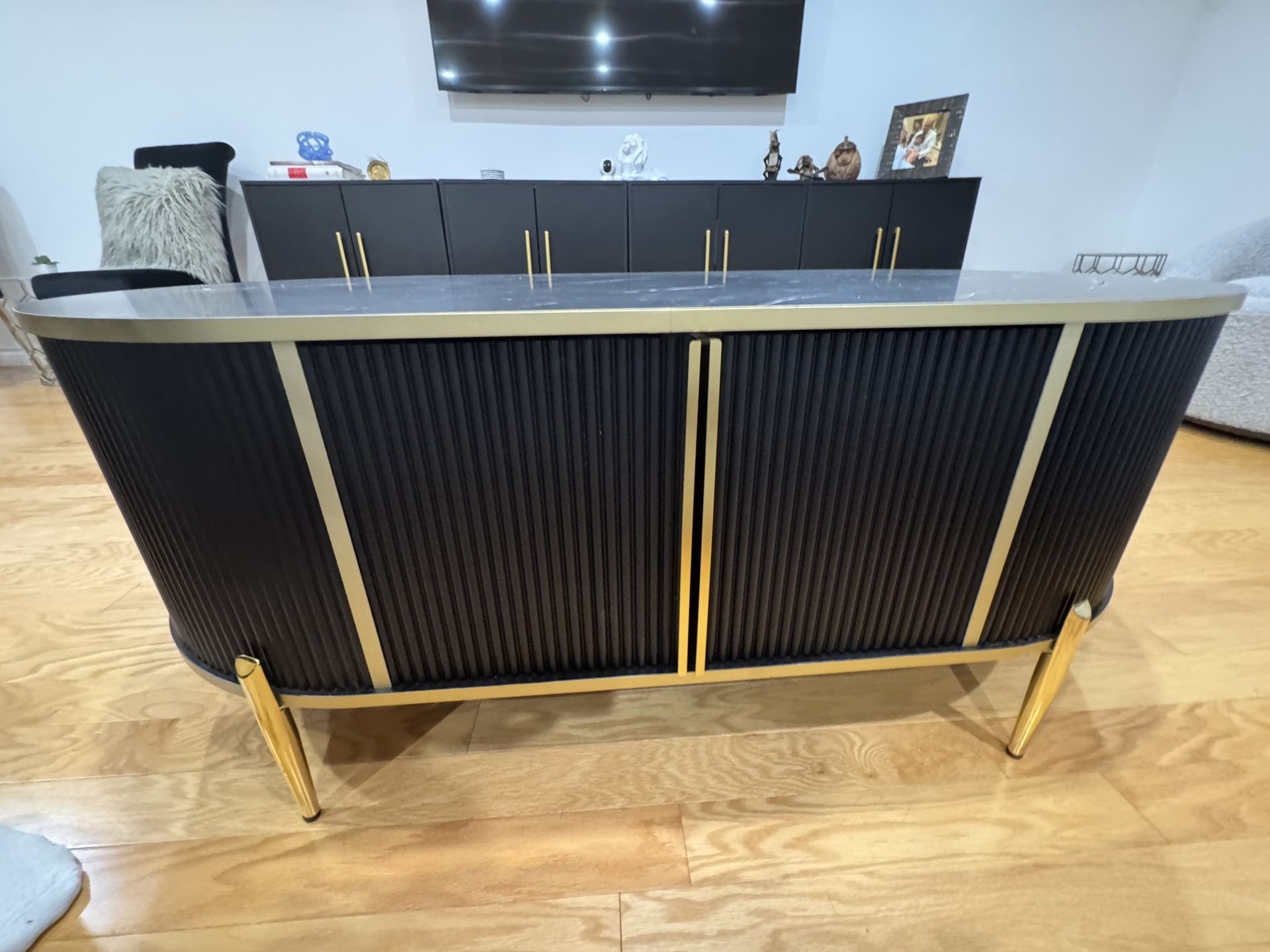 New Coffee Table. Black And Gold