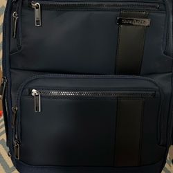SAMSONITE BACKPACK LIKE NEW