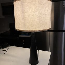 Touch Lamp with 3-Settings and Charging Ports