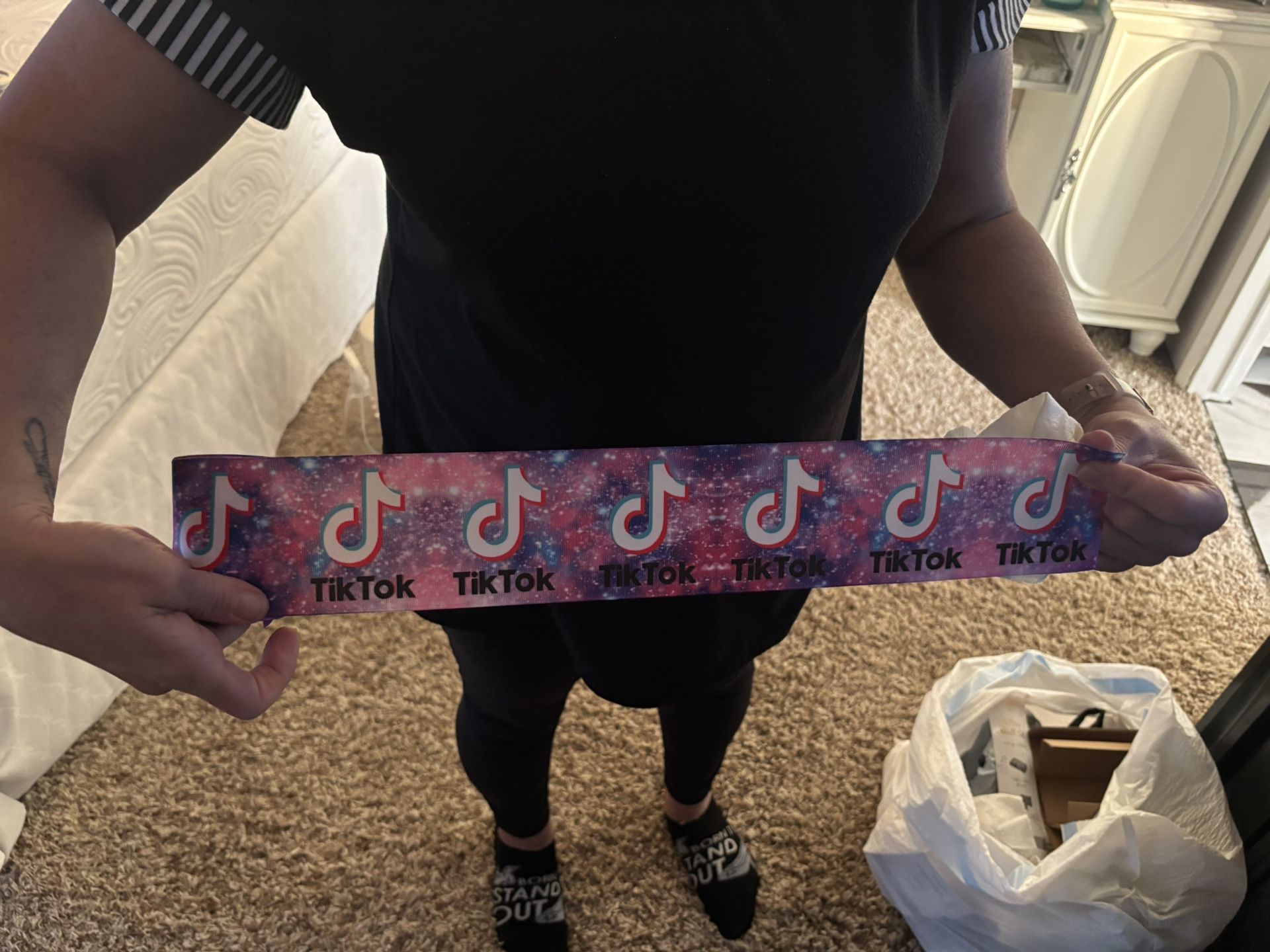 TikTok Ribbon