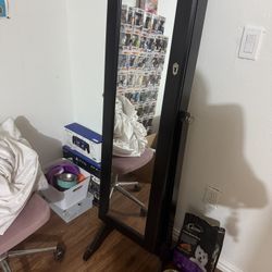 Mirror Jewelry Storage 