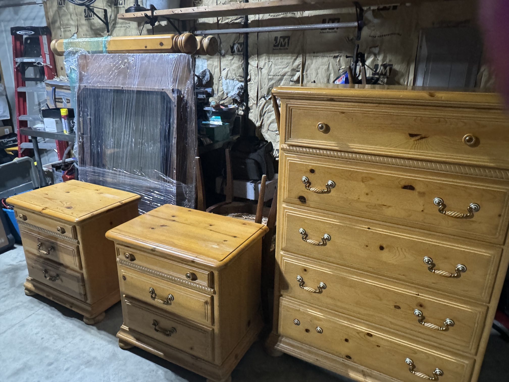 Solid Wood Dresser And Nightstands 