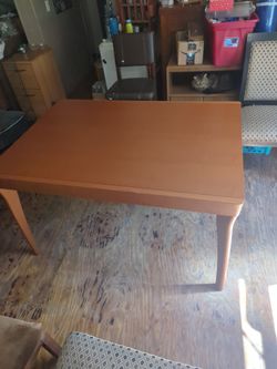 Calligaris Italian Dining Table