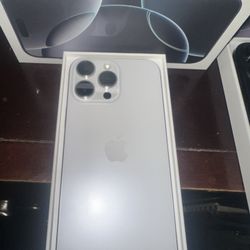 Verizon iPhone 16 Pro Max 1 TB