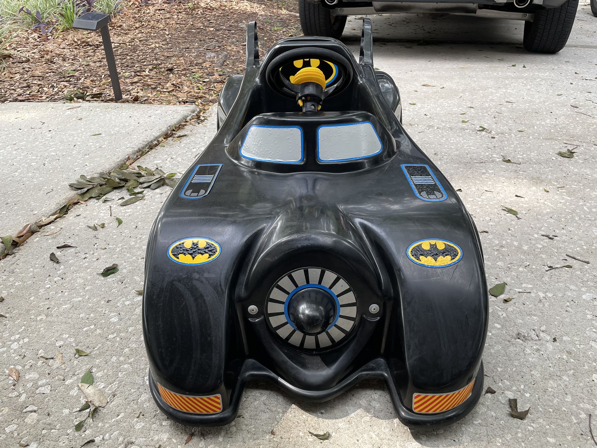 Vintage 1989 BATMOBILE by Kingsburg Toys Mini Motors of America Batman DC Collectible power wheels for Sale in Gotha FL OfferUp