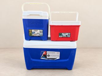 Set of 3 Igloo Coolers – Different Sizes