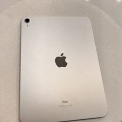 iPad Air (5th Gen)  Silver 
