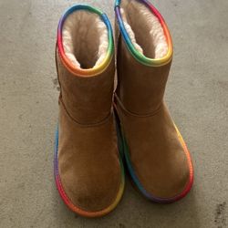 Kids Uggs US SIZE 2 KIDS